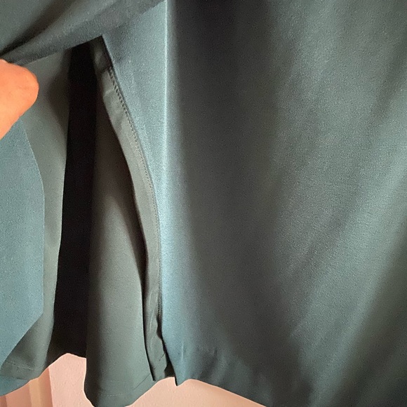 Eva Mendes Hunter Green Faux Wrap Skirt (NWT) - Picture 4 of 12